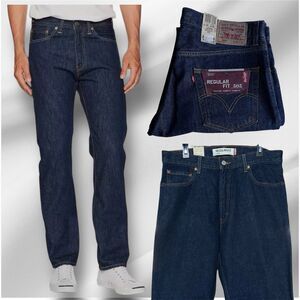 Vintage Y2K Levi’s 505 Regular Fit Straight Leg Men’s W36 L32 Dark Blue Jeans